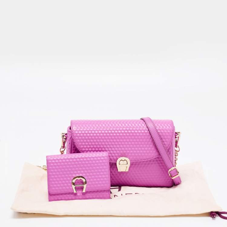 Pre Owned Aigner Pink Textured Leather Genoveva Shoulder Bag w/ Wallet