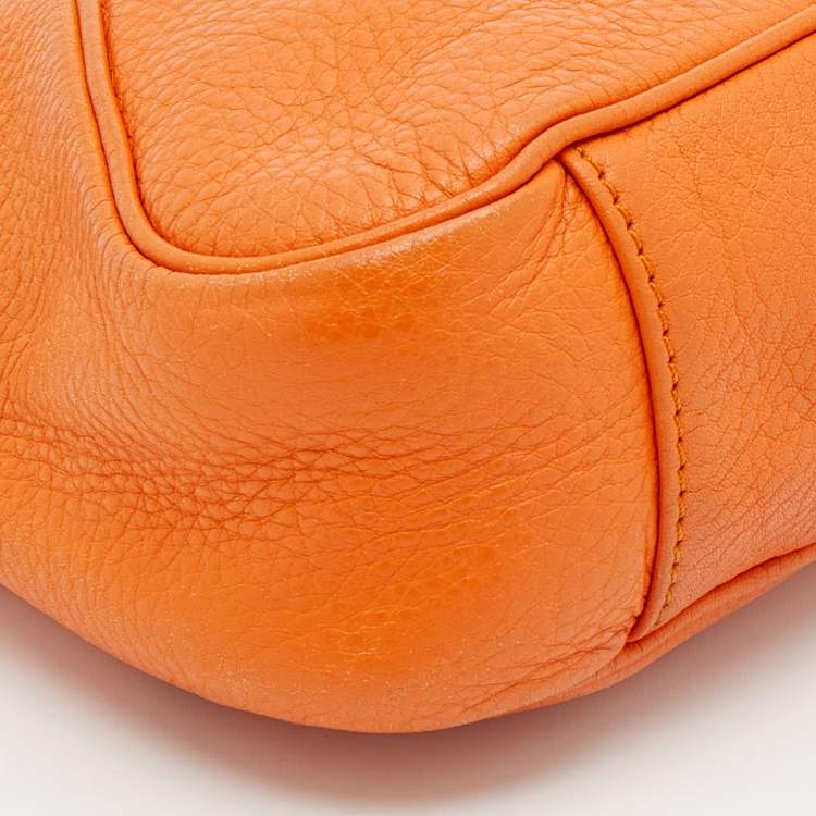 مملوكة مسبقًا Aigner Orange Leather Shoulder Bag