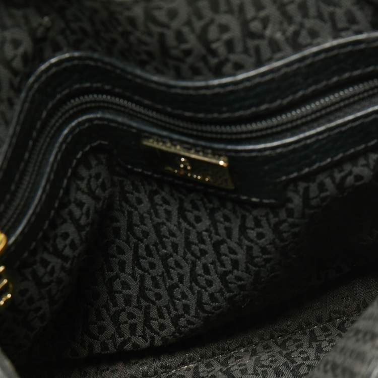 Pre Owned Aigner Black Leather Flap Crossbody Bag