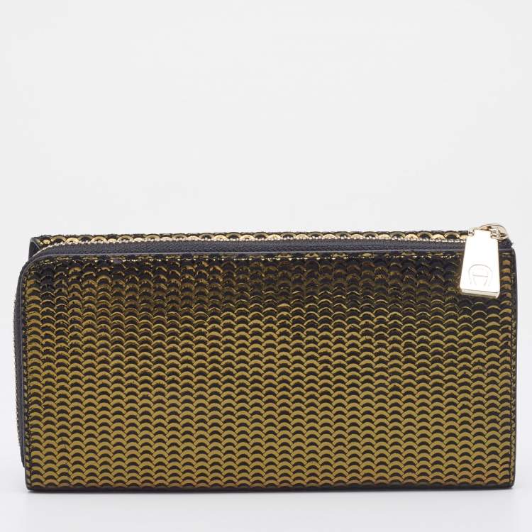 Pre Owned Aigner Olive Green Foil Leather Continental Wallet