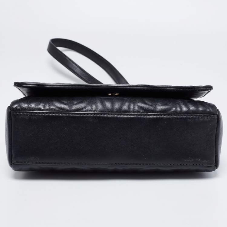 مملوكة مسبقًا Aigner Black Logo Embossed Leather Flap Crossbody Bag