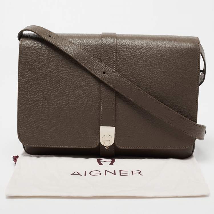 Pre Owned Aigner Brown Leather Flap Shoulder Bag
