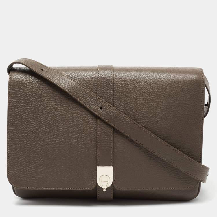 Pre Owned Aigner Brown Leather Flap Shoulder Bag