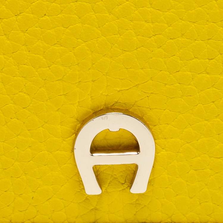 Pre Owned Aigner Yellow Leather Continental  Wallet
