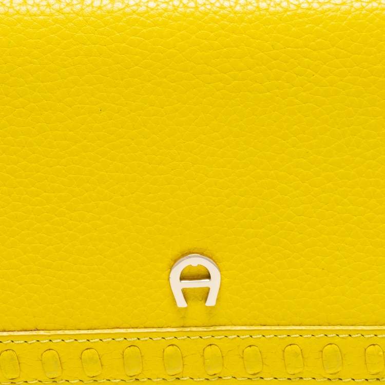 Pre Owned Aigner Yellow Leather Continental  Wallet