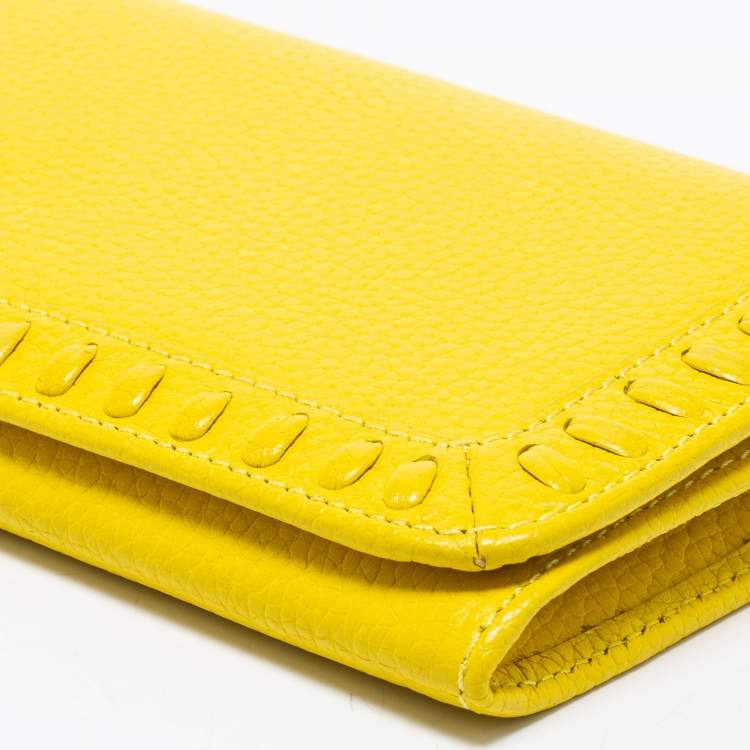 Pre Owned Aigner Yellow Leather Continental  Wallet