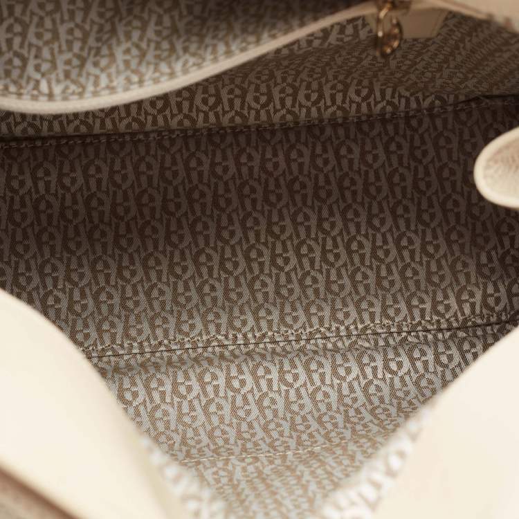 Pre Owned Aigner Beige Leather Cavallina Tote