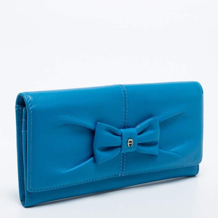 Pre Owned Aigner Blue Leather Bow Wallet