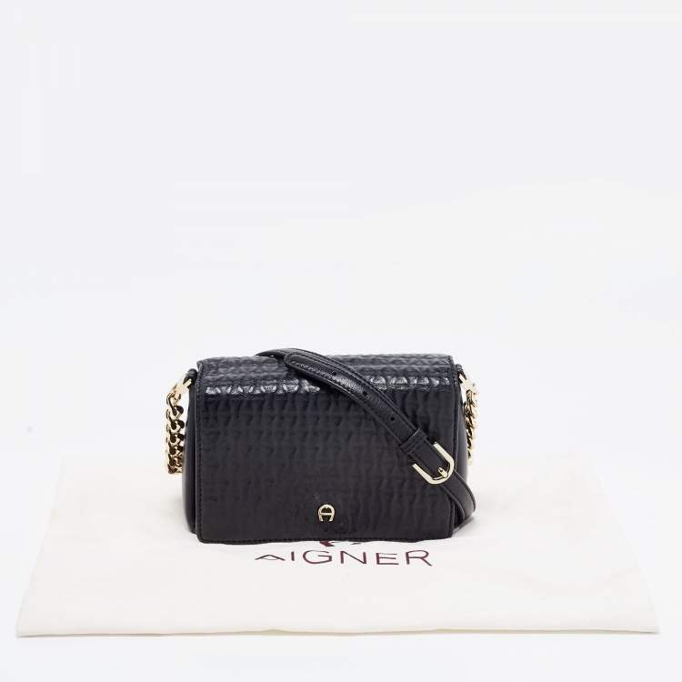 Pre Owned Aigner Black Leather Flap Crossbody Bag