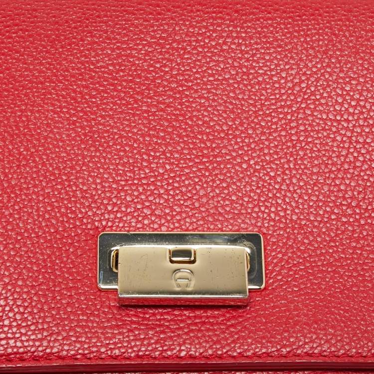 Pre Owned Aigner Red Leather Flap Crossbody Bag