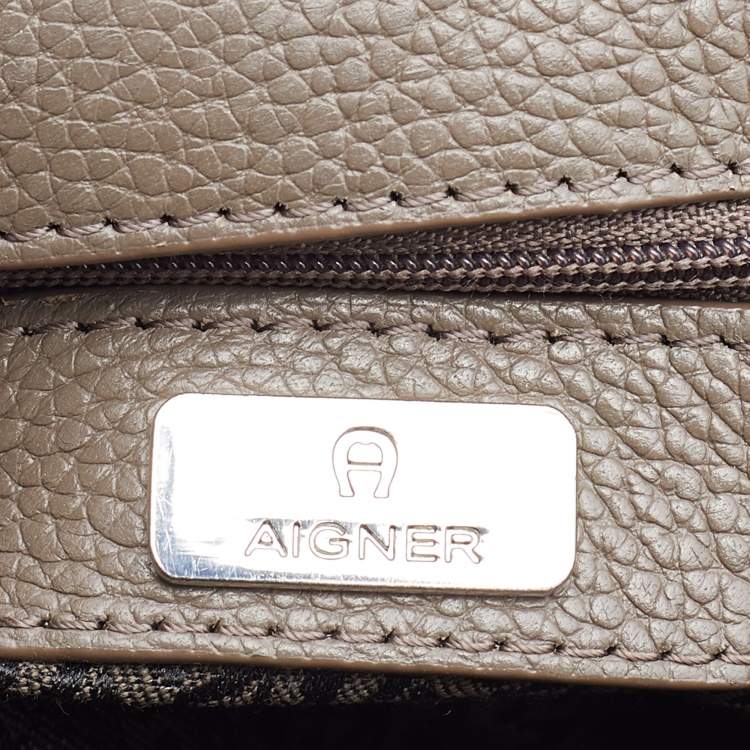 Pre Owned Aigner Grey Leather Studded Flap Shoulder Bag