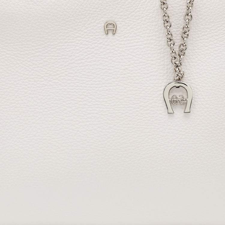 Pre Owned Aigner White Grained Leather Cybill Tote