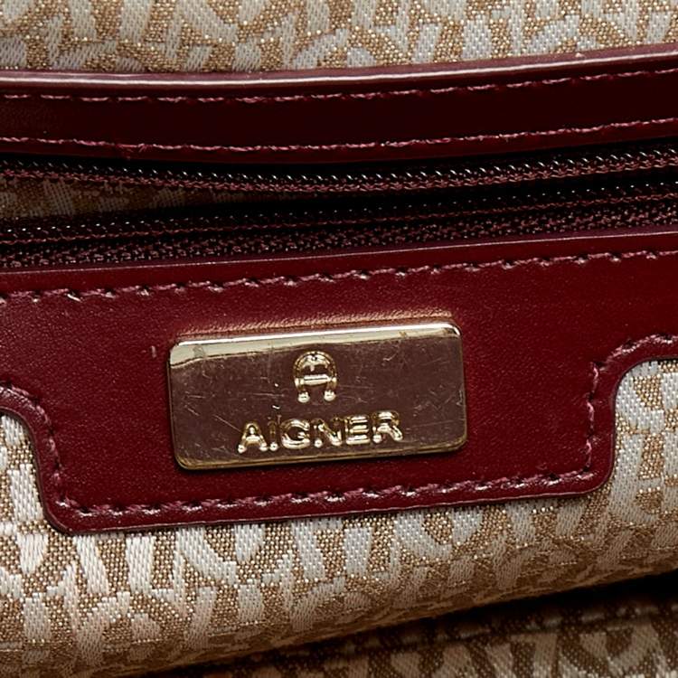 Pre Owned Aigner Burgundy Leather Amber Flap Crossbody Bag