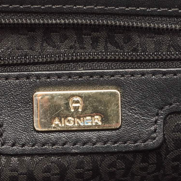 Pre Owned Aigner Black Quilted Leather Diadora Shoulder Bag