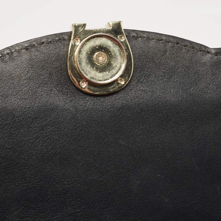 Pre Owned Aigner Black Quilted Leather Diadora Shoulder Bag