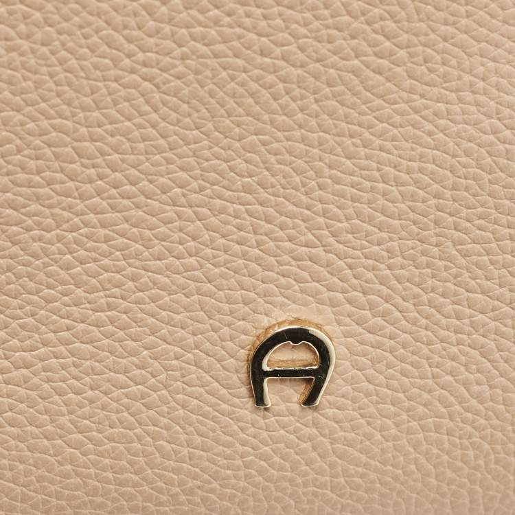 Pre Owned Aigner Beige Leather Lana City Tote 