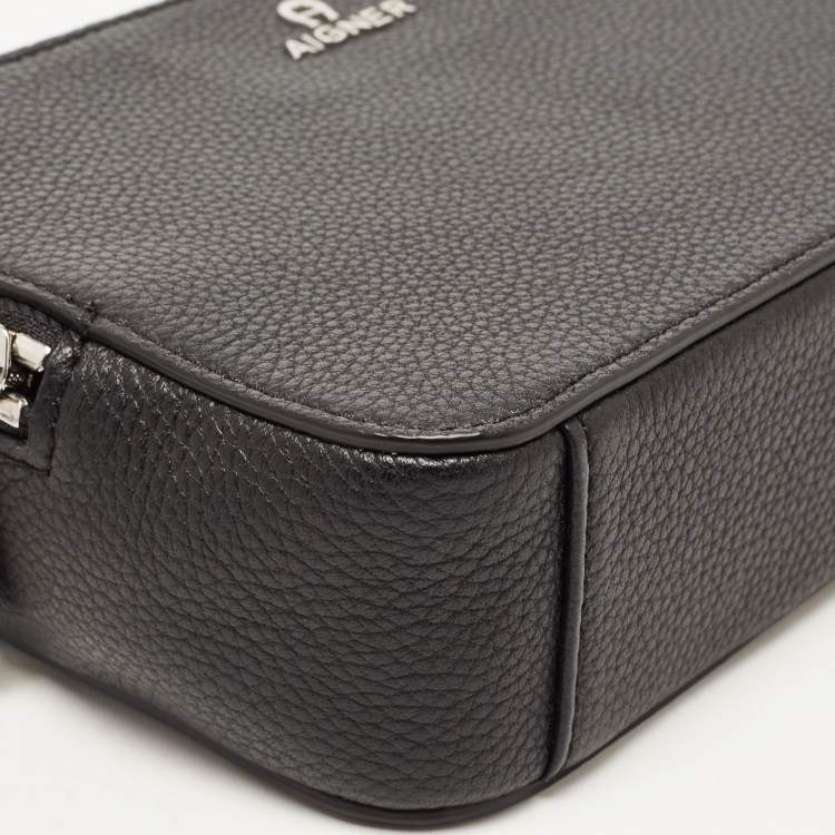 Pre Owned Aigner Black Grained Leather Matteo Crossbody Bag