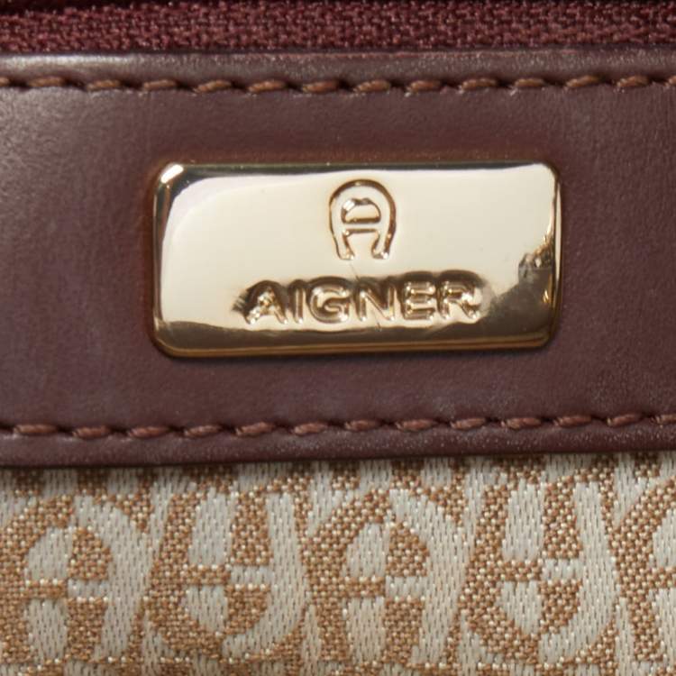 Pre Owned Aigner Burgundy Croc Embossed Leather Cavallina Top Handle Bag