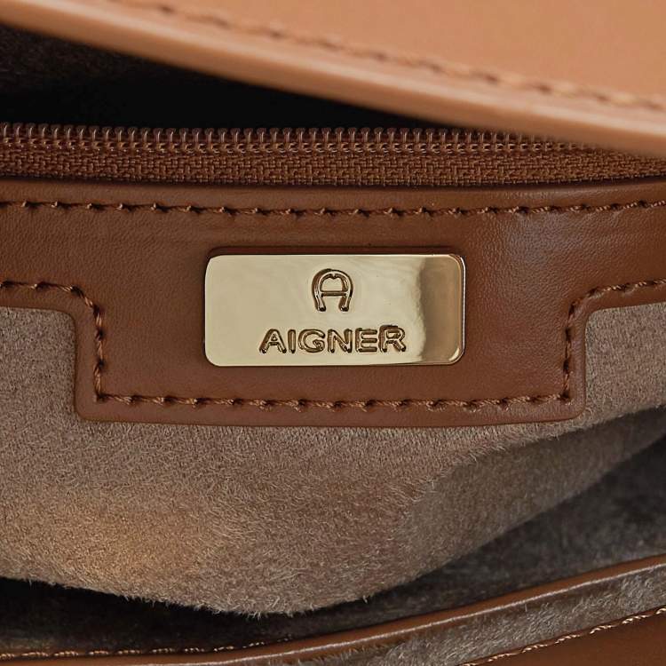 Pre Owned Aigner Beige Leather Hobo