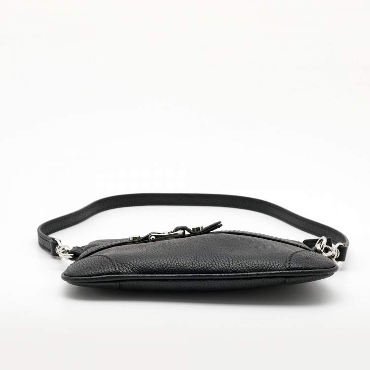 Pre Owned Aigner Black Leather Buckle Baguette Bag