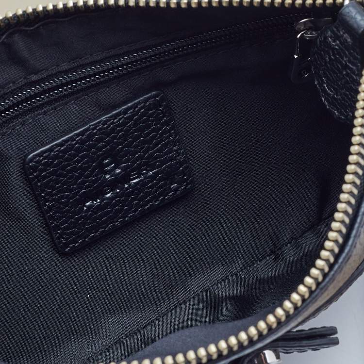 Pre Owned Aigner Black Leather Buckle Baguette Bag