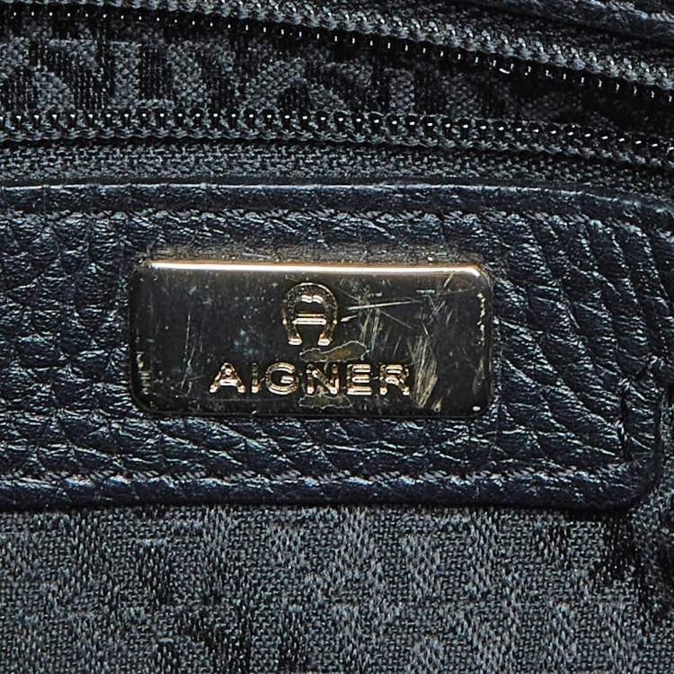 Pre Owned Aigner Black Leather Flap Crossbody Bag