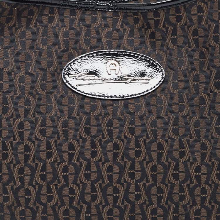 Pre Owned Aigner Black/Brown Signature Canvas Logo Hobo