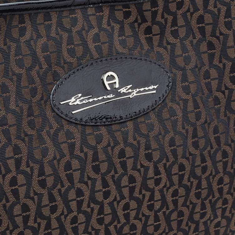 Pre Owned Aigner Black/Brown Signature Canvas Logo Hobo