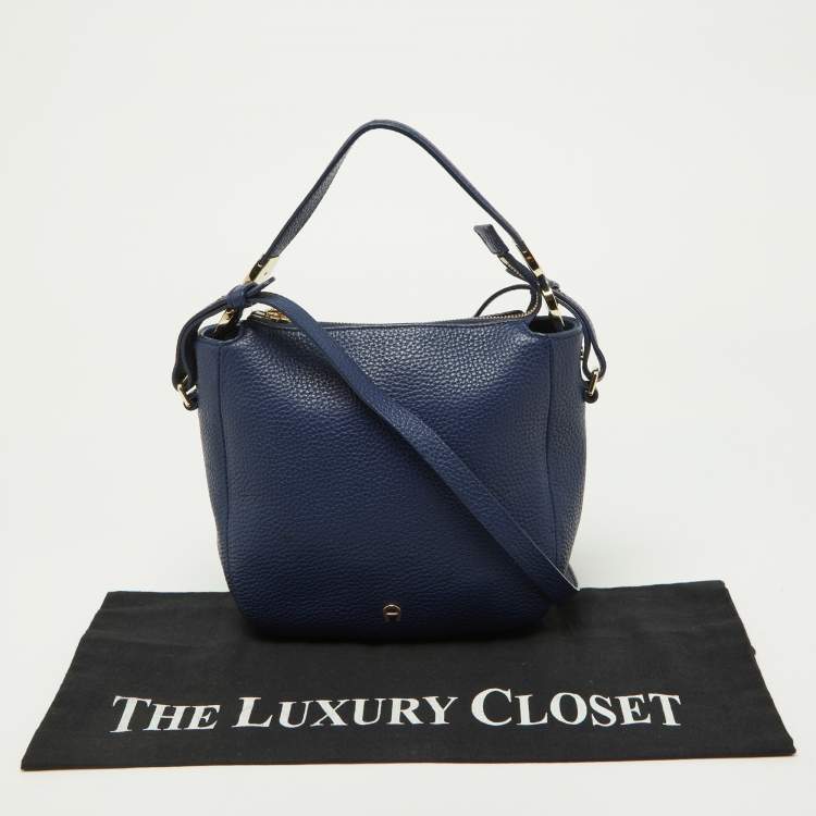Pre Owned Aigner Blue Leather Crossbody Bag