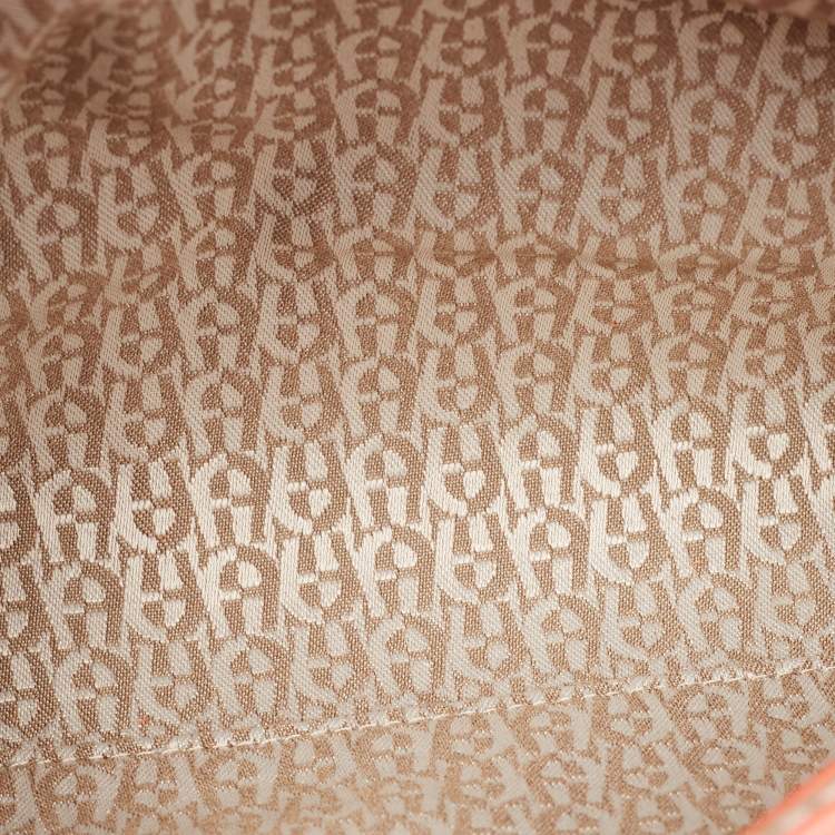 Pre Owned Aigner Peach Patent and Leather Clasp Flap Shoulder Bag