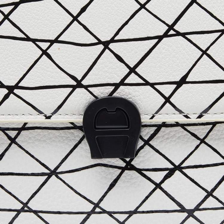 Pre Owned Aigner White/Black Leather Genoveva Top Handle Bag