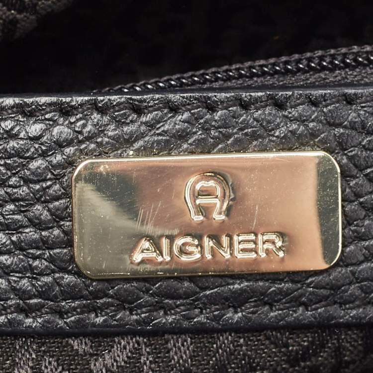 مملوكة مسبقًا Aigner Black Leather and Coated Canvas Crossbody Bag