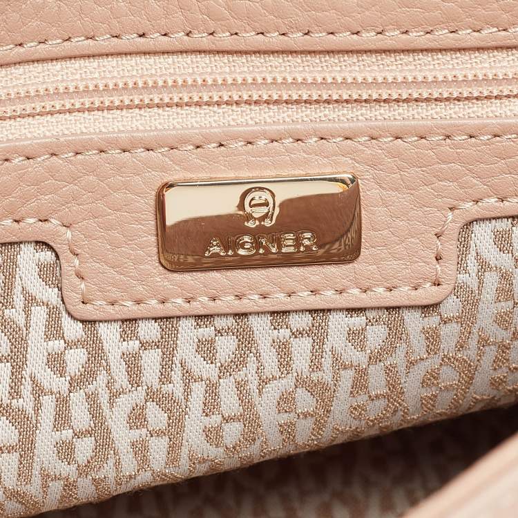 Pre Owned Aigner Beige Leather Isabela Shoulder Bag