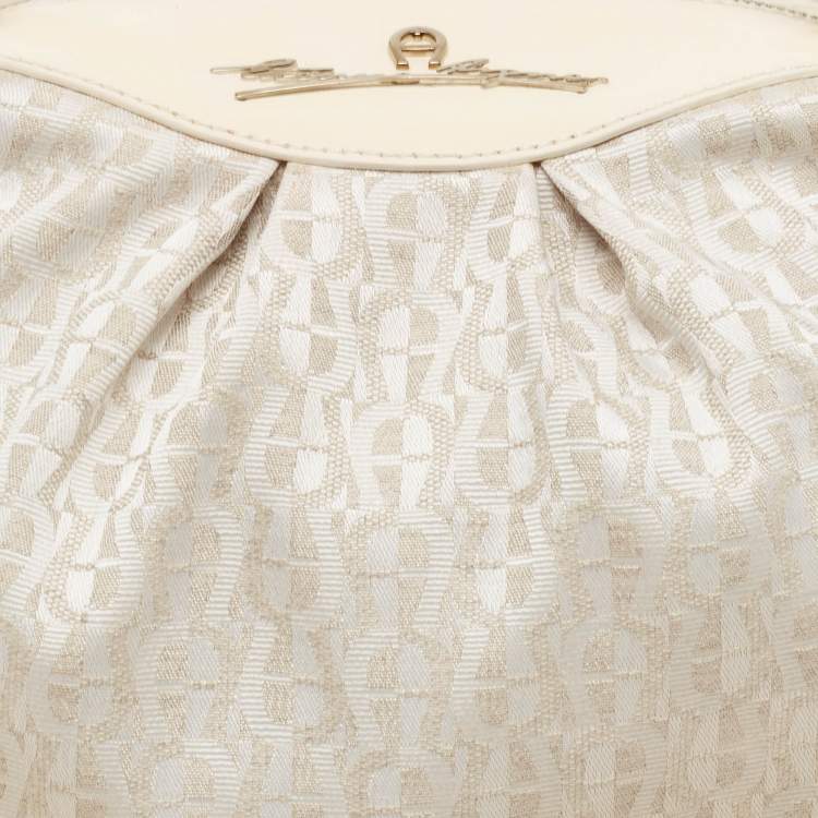 Pre Owned Aigner White/Cream Monogram Canvas and Patent Leather Logo Satchel