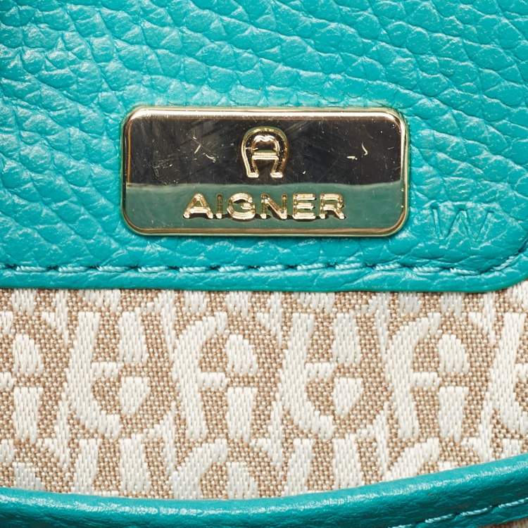Pre Owned Aigner Green Textured Leather Genoveva Top Handle Bag