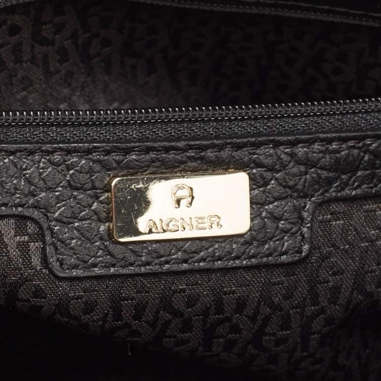Pre Owned Aigner Black Pebbled Leather Flap Shoulder Bag