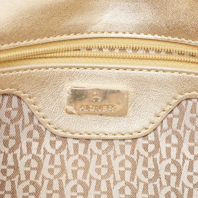 Pre Owned Aigner Gold Embossed Leather Cavallina Flap Clutch 