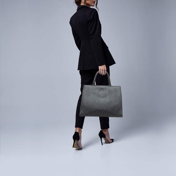 Pre Owned Aigner Black/Dark Grey Signature Coated Canvas Cybill Tote