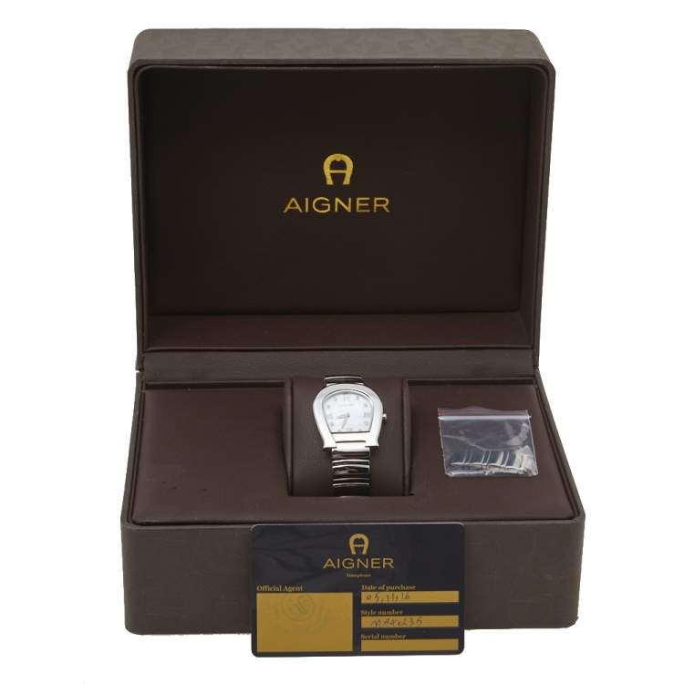 Pre Owned Aigner Mother Of Pearl Stainless Steel Messina A40200 Women's Wristwatch 29 mm
