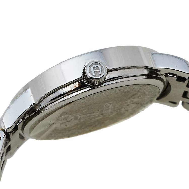 Pre Owned Aigner Silver Stainless Steel Cortina A26300 Women's Wristwatch 35 mm