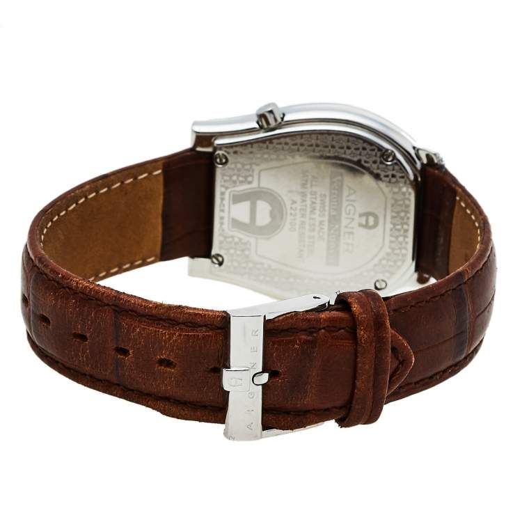 Pre Owned Aigner Silver Stainless Steel Leather Verona Nuovo A22100 Women's Wristwatch 33 mm