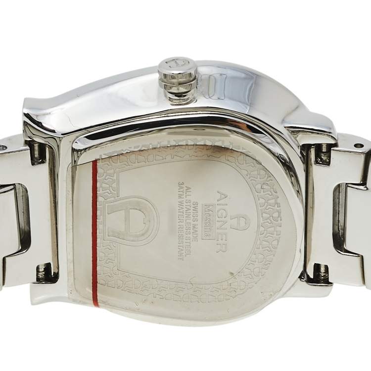 Pre Owned Aigner Mother of Pearl Stainless Steel Messina A40200 Women's Wristwatch 29 mm