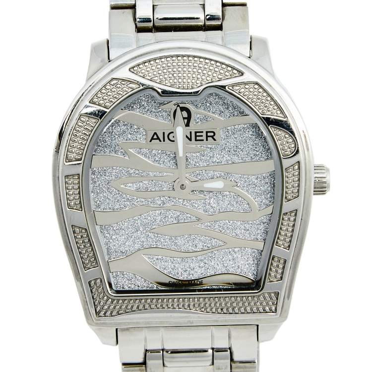 Pre Owned Aigner Silver Stainless Steel Verona A48100 Women's Wristwatch 33 mm