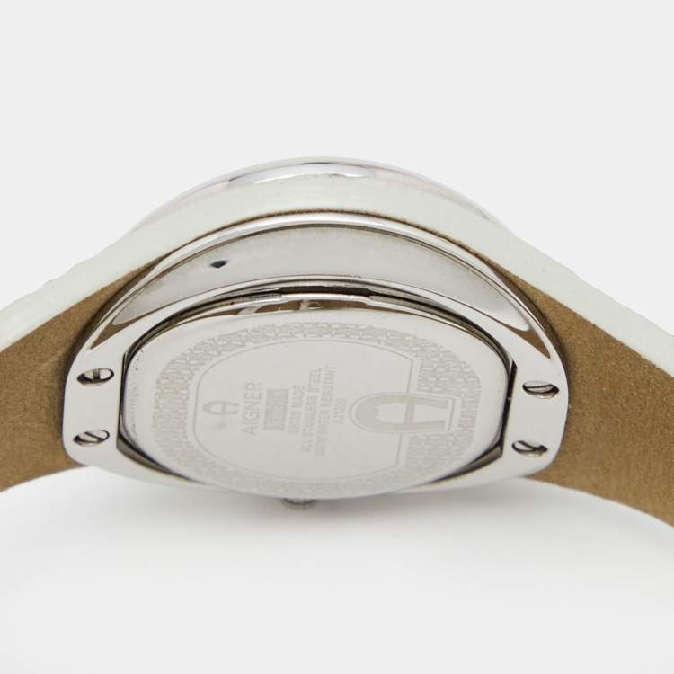 Pre Owned Aigner Silver Stainless Steel Leather Ravello A21200 Women's Wristwatch 34 mm