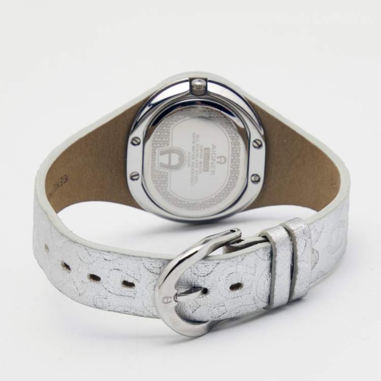 Pre Owned Aigner Silver Stainless Steel Leather Ravello A21200 Women's Wristwatch 34 mm
