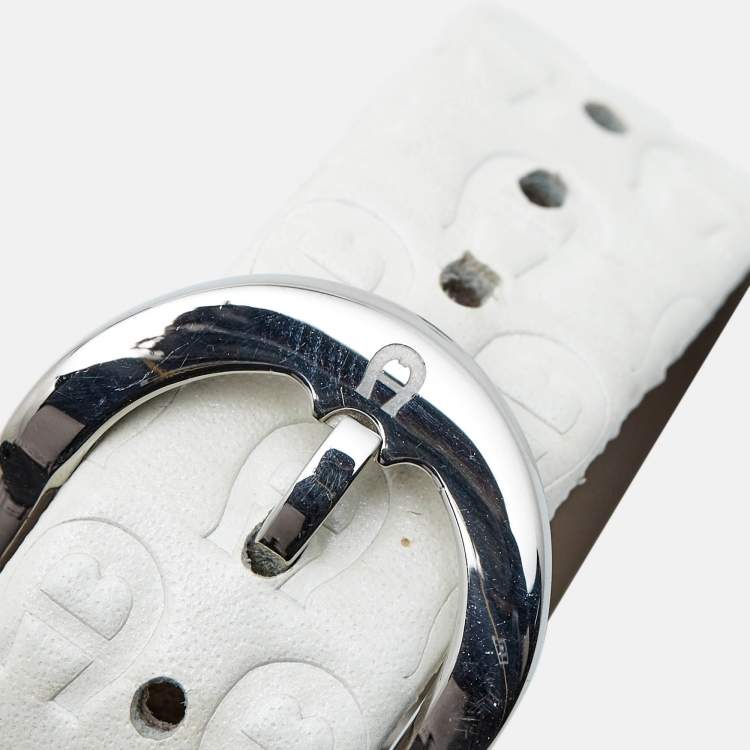 Pre Owned Aigner White Stainless Steel Leather Aversa A51200 Women's Wristwatch 32 mm