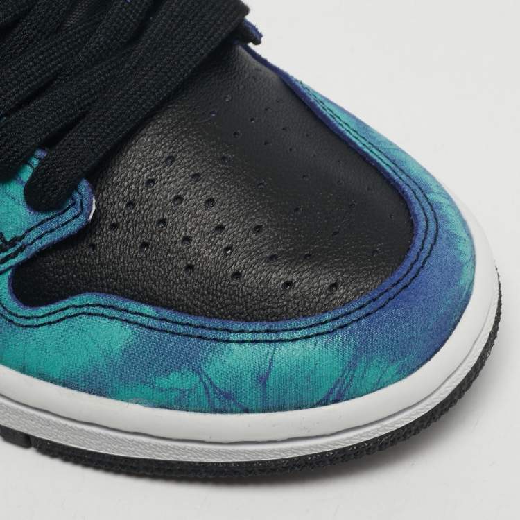 Pre Owned Air Jordans Jordan 1 Retro Tie Dye Size 37.5 Multicolor Leather and Suede High Top Sneakers