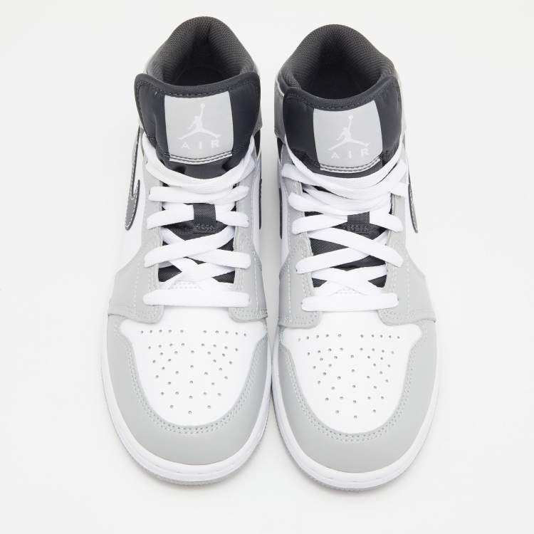 Pre Owned Air Jordans Grey Leather Air Jordan 1 High Top Sneakers Size 39