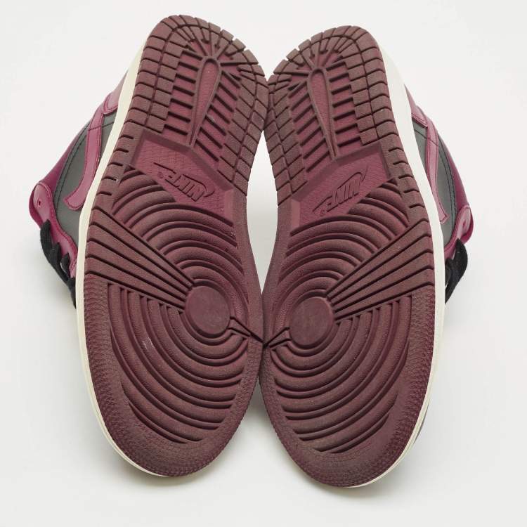 Pre Owned Air Jordans Burgundy/Black Leather Jordan 1 Low Dark Beetroot Black Sneakers Size 40.5