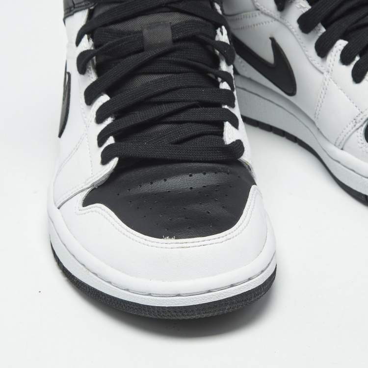 مملوكة مسبقًا Air Jordans Black/White Leather Jordan 1 Mid Reverse Black Toe Sneakers Size 38.5